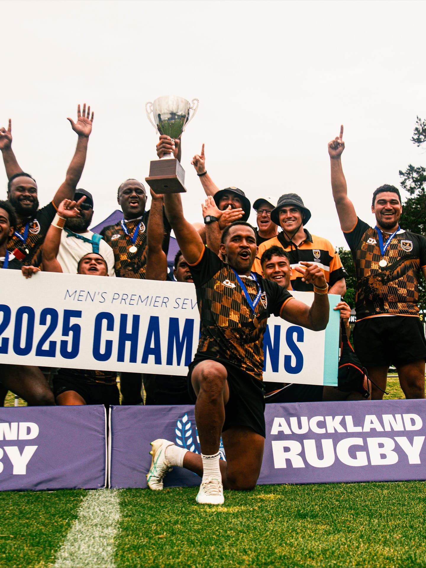 Eden Rugby celebrating the 2025 Men's Premier Sevens title
